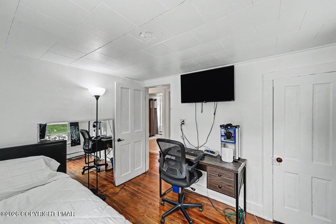 98 Fairview Ave 31 Large - 98 Fairview Avenue, Mount Pocono, PA 18344, Mount Pocono