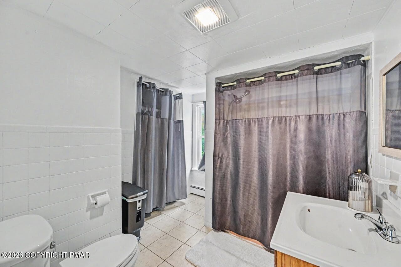 98 Fairview Ave 33 Large - 98 Fairview Avenue, Mount Pocono, PA 18344, Mount Pocono