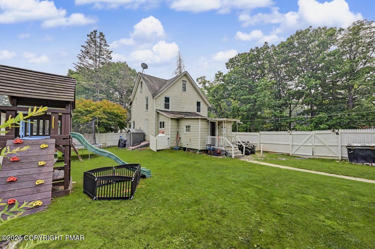 98 Fairview Ave 54 Large - 98 Fairview Avenue, Mount Pocono, PA 18344, Mount Pocono