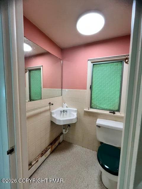half bathroom - 101 Knob Road, Mount Pocono, PA 18344, Mount Pocono