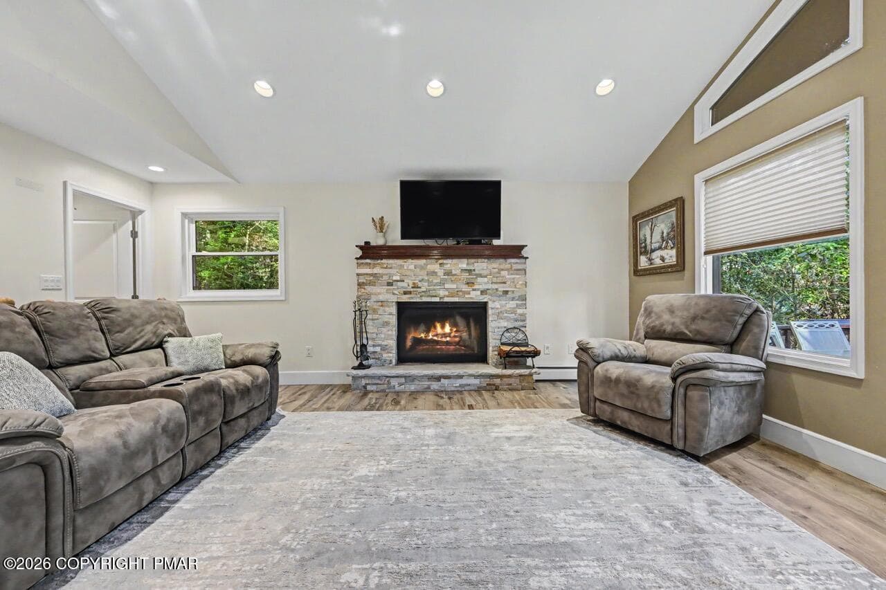 Living - 5215 Pioneer Trail, Pocono Pines, PA 18350