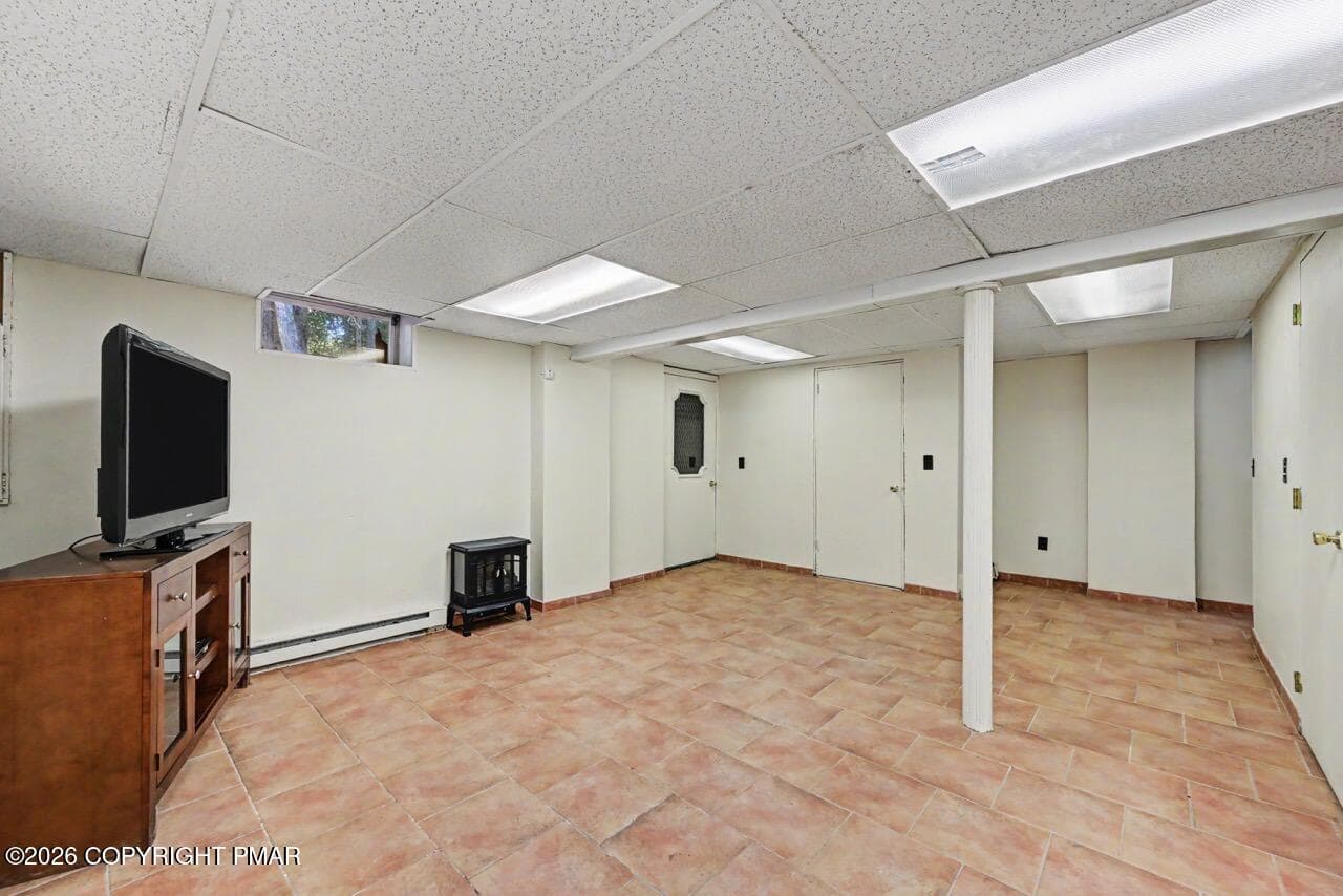 Lower Level - 5215 Pioneer Trail, Pocono Pines, PA 18350
