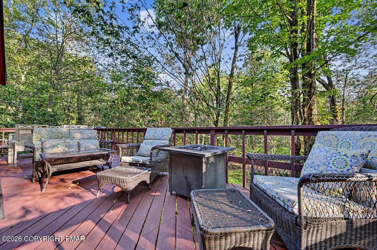 Deck - 5215 Pioneer Trail, Pocono Pines, PA 18350