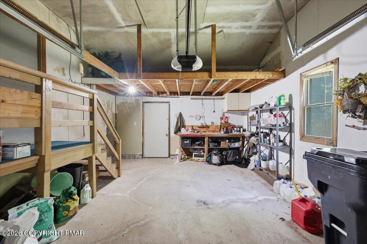 Garage - 1100 Blackberry Road, Pocono Lake, PA 18347, Pocono Lake