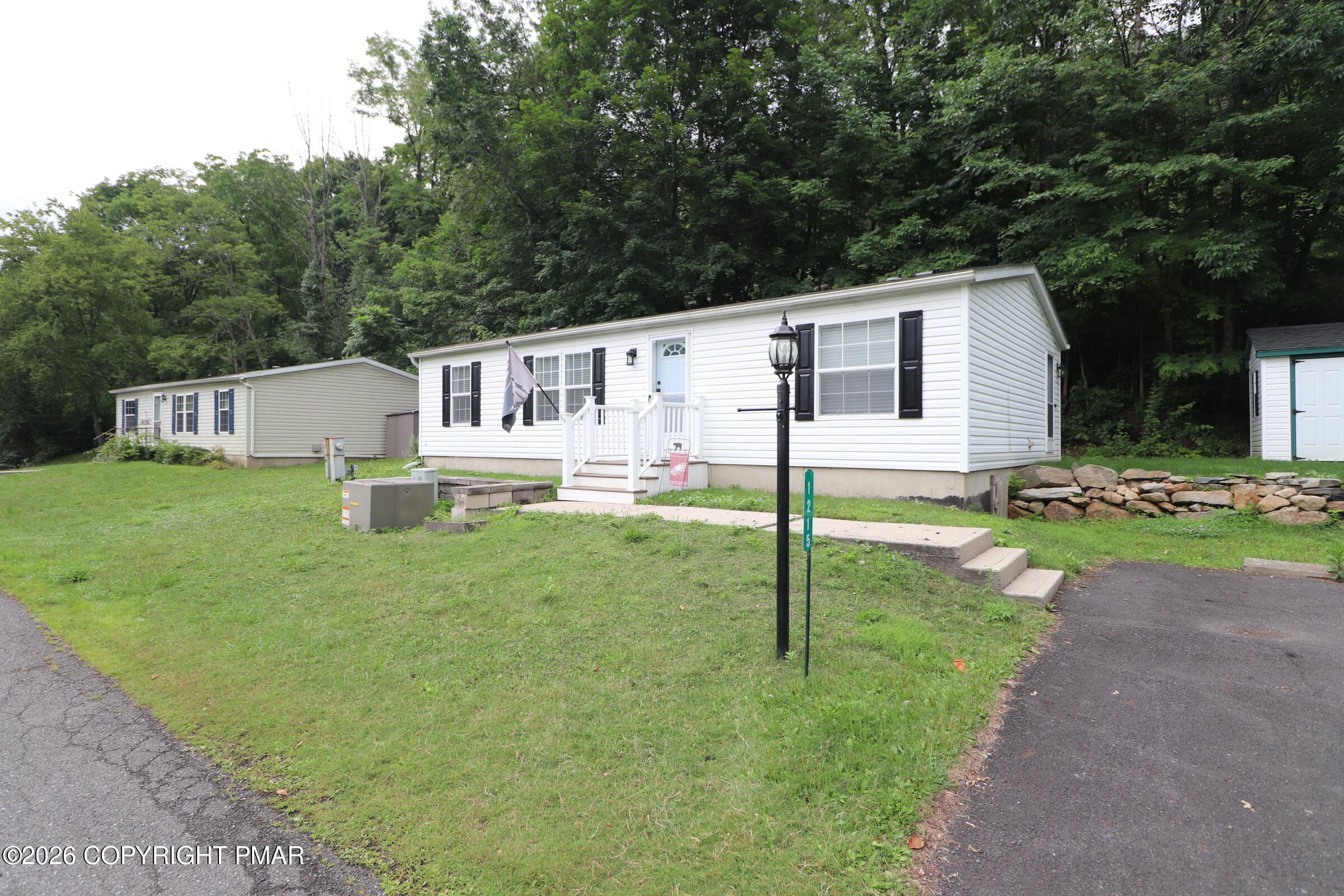 1215 Blue Mountain Circle, Saylorsburg, PA 18353