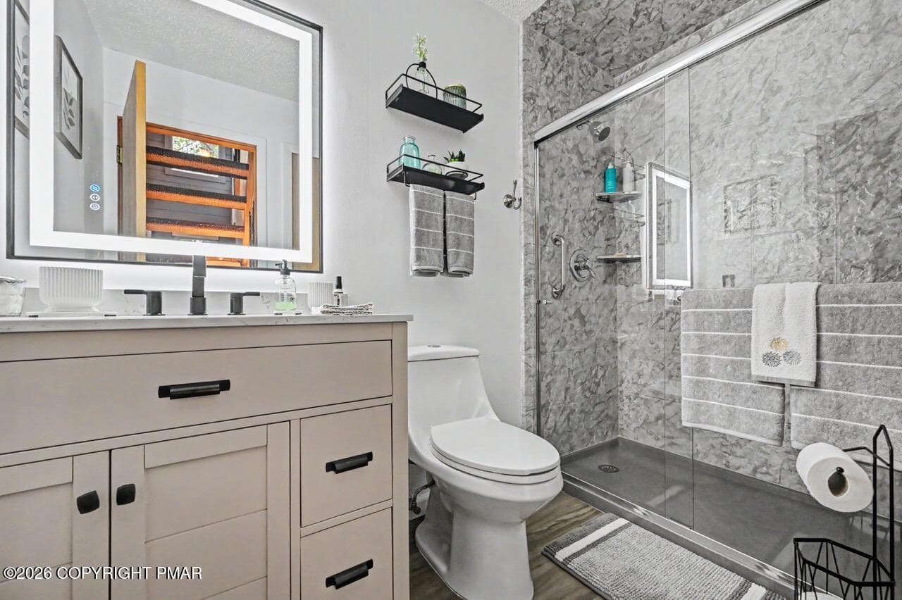 Gorgeous Oversized Title Shower - 3123 Lewis Crown Drive, Tobyhanna, PA 18466, Tobyhanna