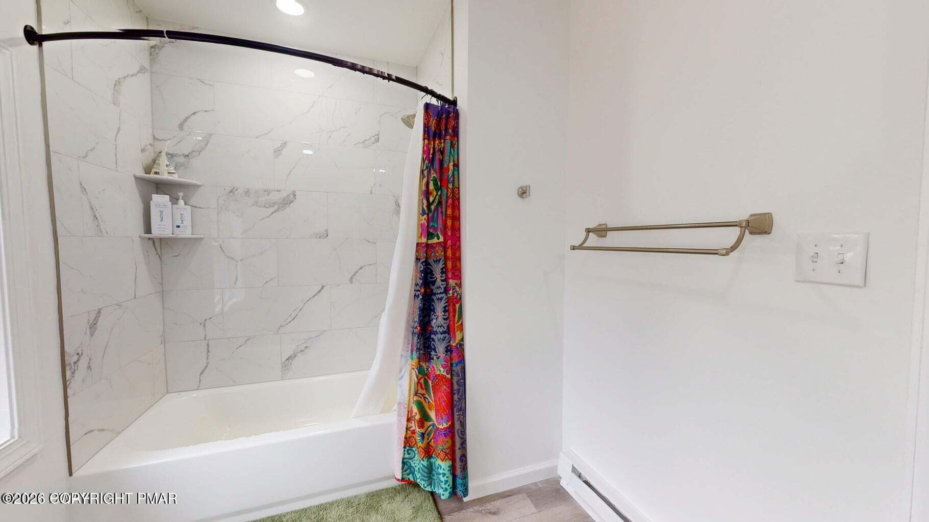 Full bathroom - 109 Pitch Pine Lane, Milford, PA 18337, Milford