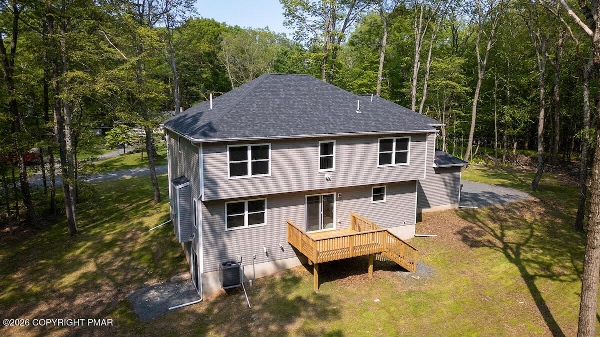 House11 - 181 Whitetail Road, Henryville, PA 18332, Henryville