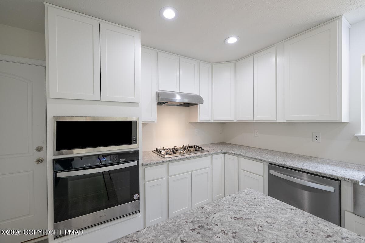 Kitchen05 - 181 Whitetail Road, Henryville, PA 18332, Henryville