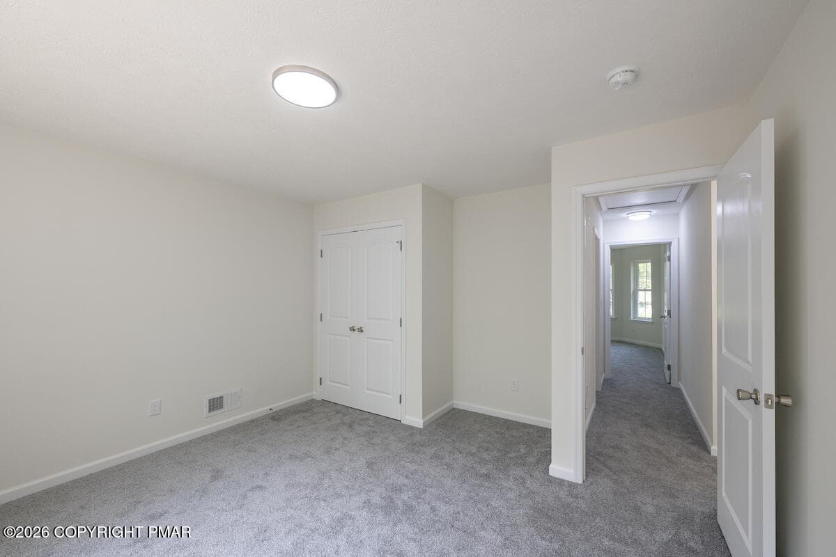 Bed6 - 181 Whitetail Road, Henryville, PA 18332, Henryville