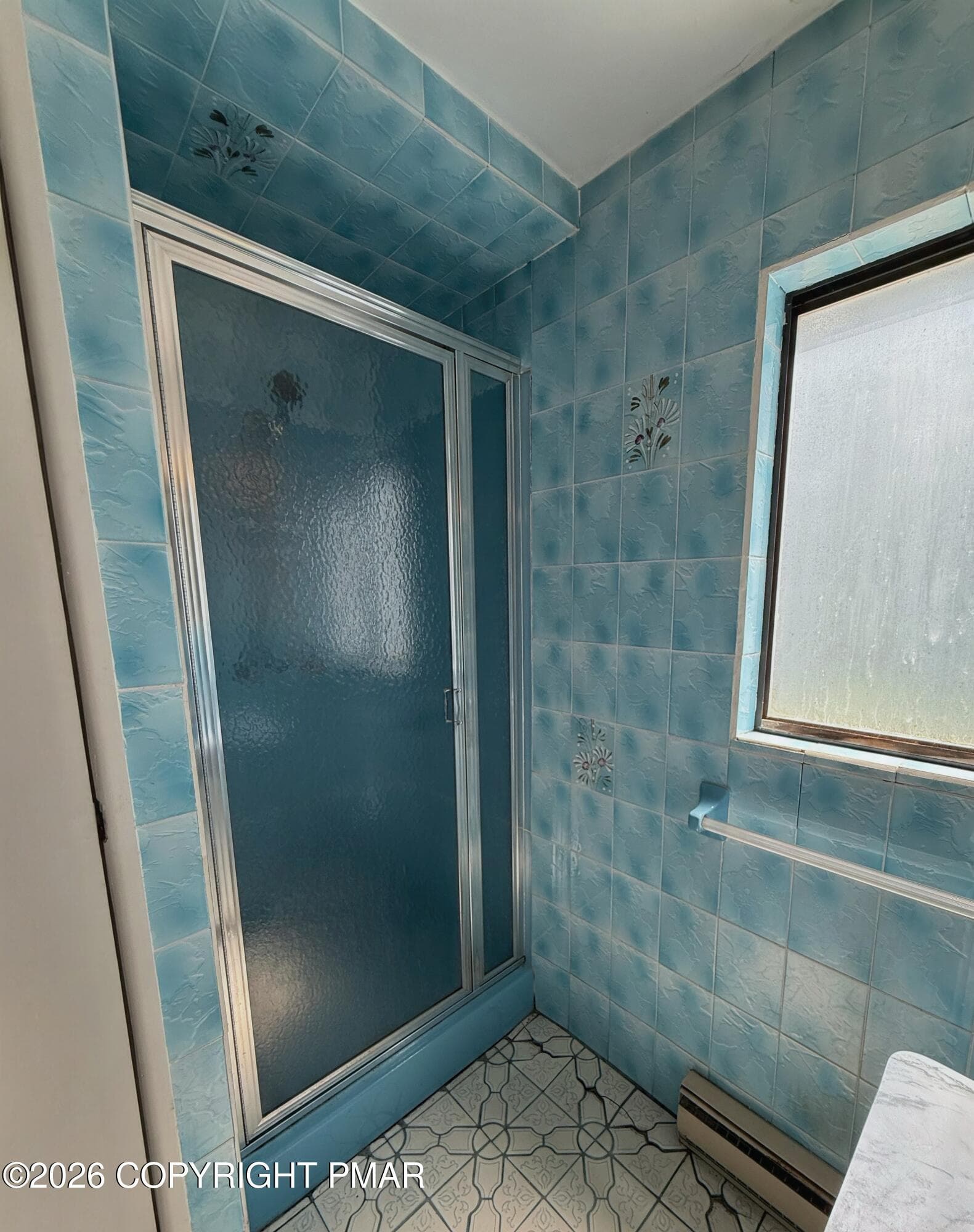 LL bath - 304 Leaf Street, Tobyhanna, PA 18466