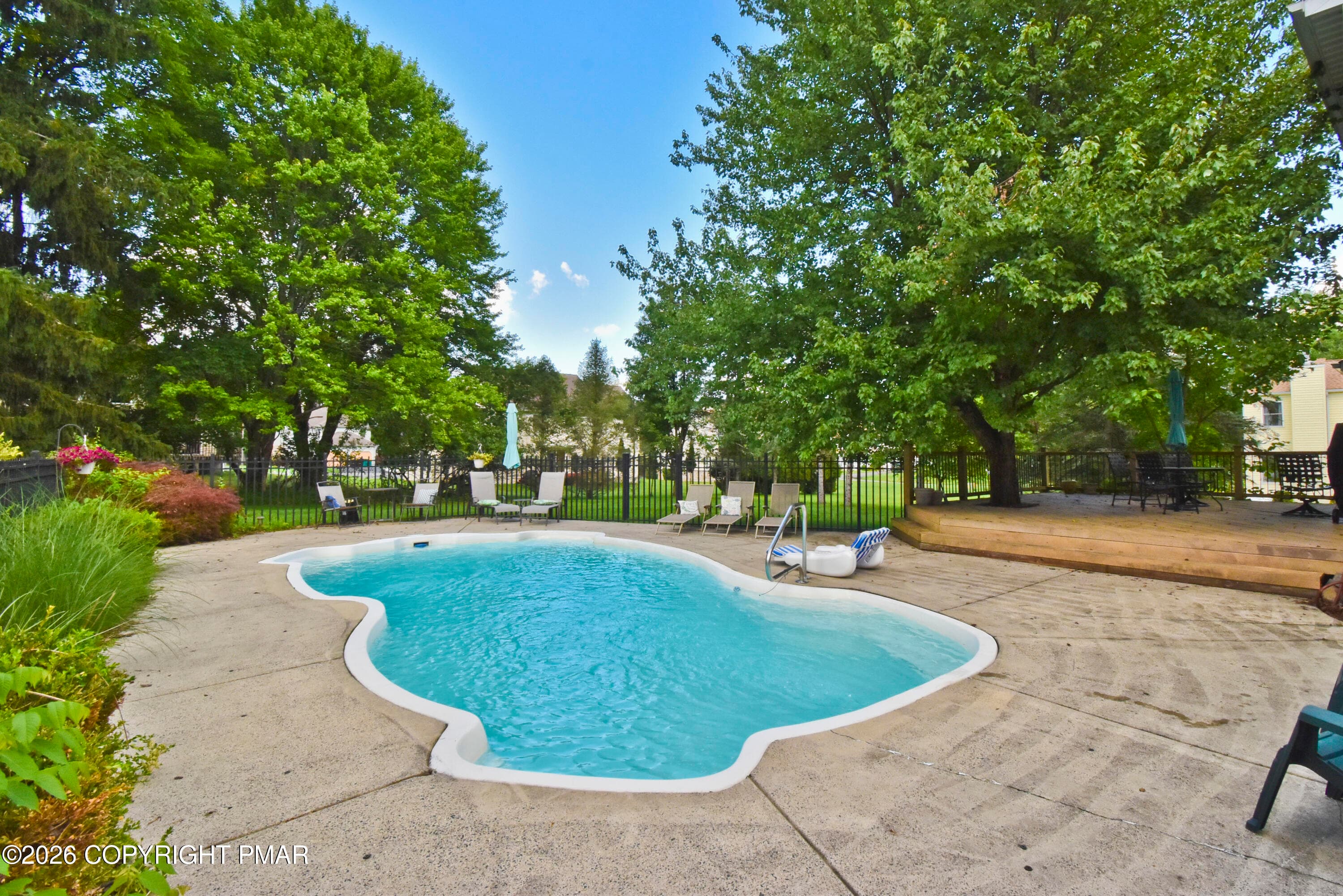 13 Pool (2) - 105 Kent Road, Stroudsburg, PA 18360, Stroudsburg