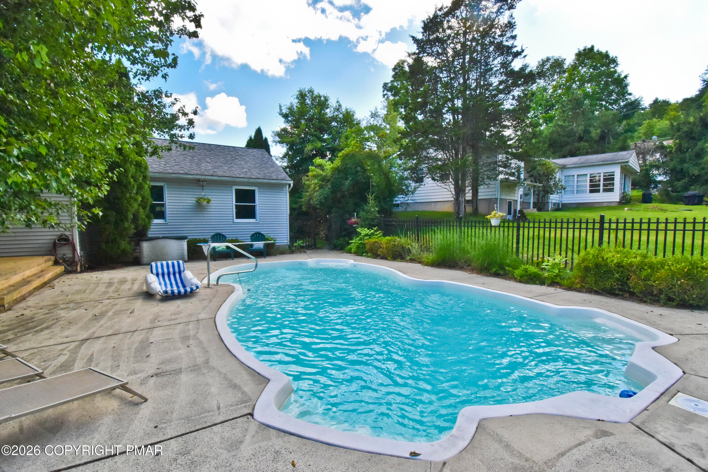 13 Pool (4) - 105 Kent Road, Stroudsburg, PA 18360, Stroudsburg