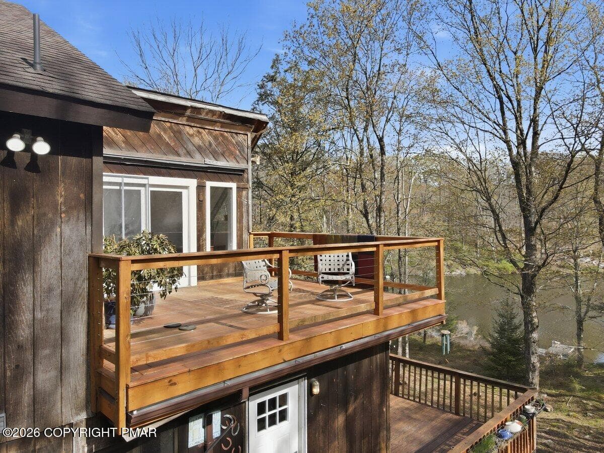 upper deck - 106 Butternut Lane, Canadensis, PA 18325, Canadensis