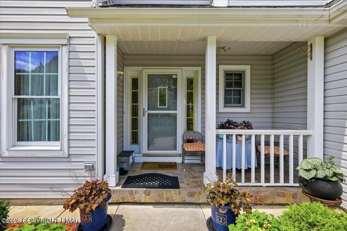 11-Photo-10 - 906 Horizon Drive, Stroudsburg, PA 18360, Stroudsburg