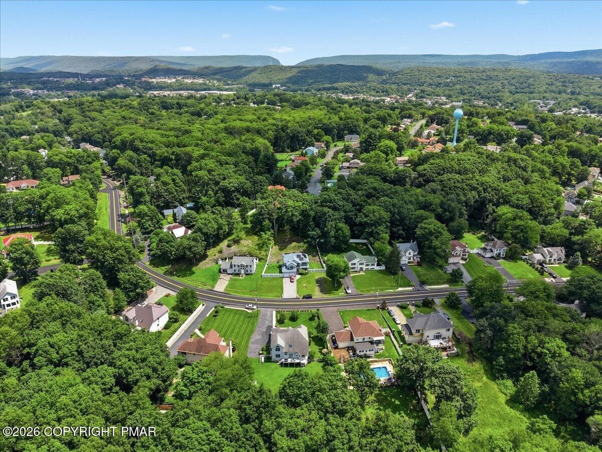 28-Photo-27 - 906 Horizon Drive, Stroudsburg, PA 18360, Stroudsburg