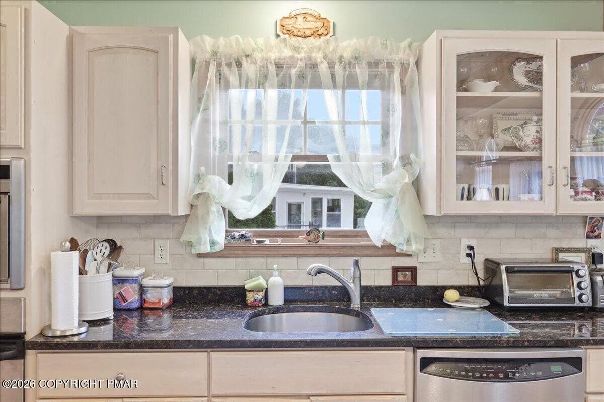 35-Photo-34 - 906 Horizon Drive, Stroudsburg, PA 18360, Stroudsburg