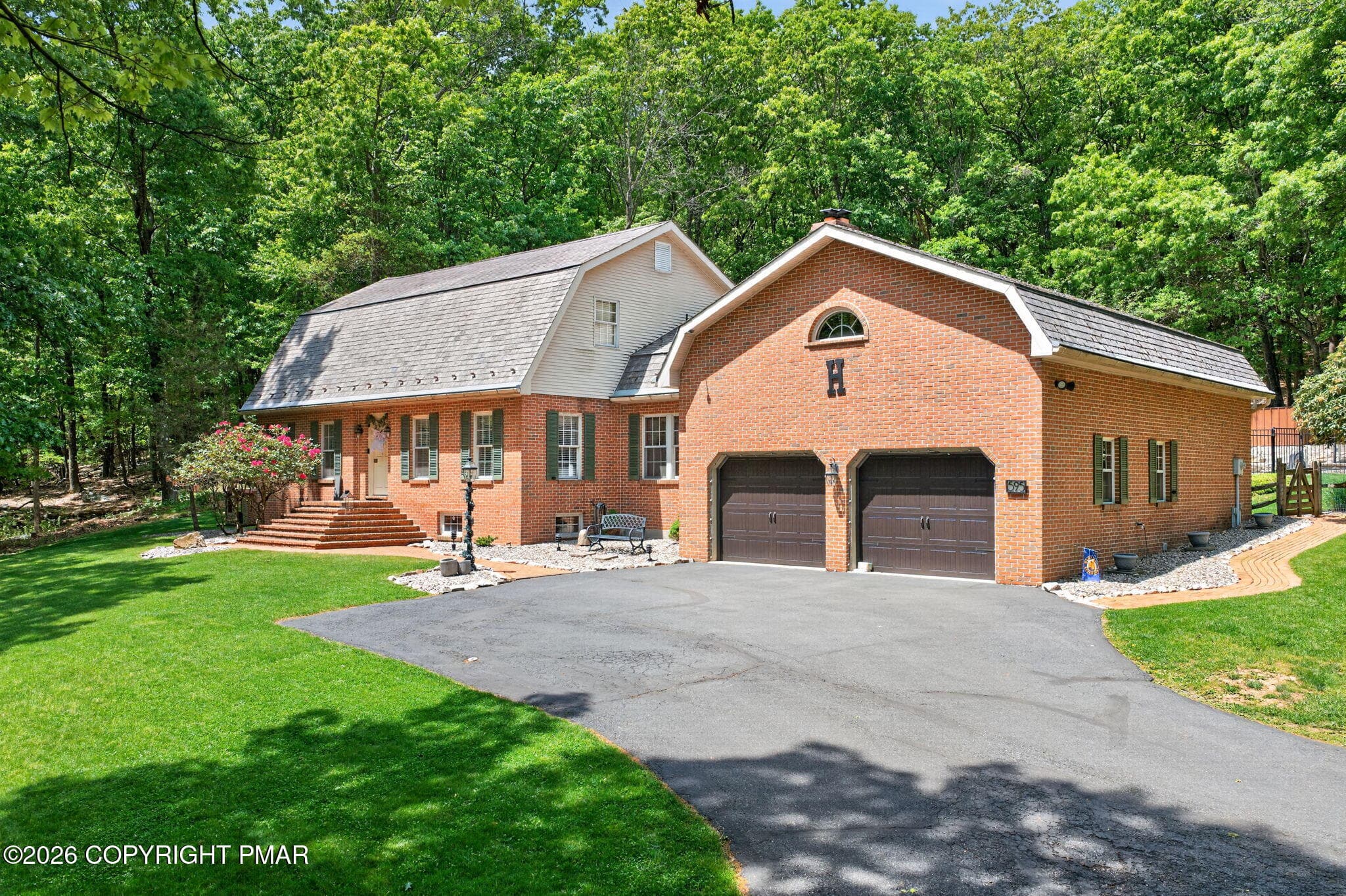 595 Walnut Avenue, Pen Argyl, PA 18072