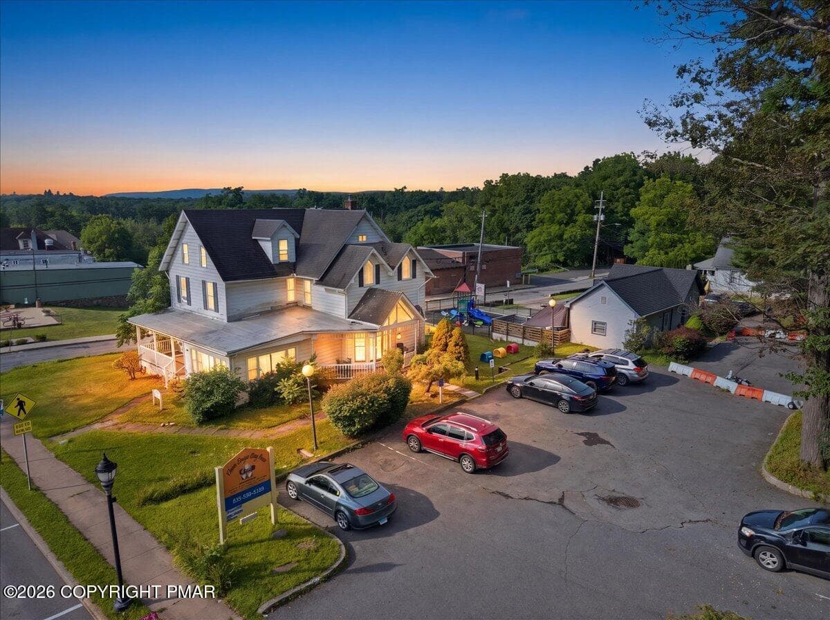 1398 Pocono Boulevard, Mount Pocono, PA 18344