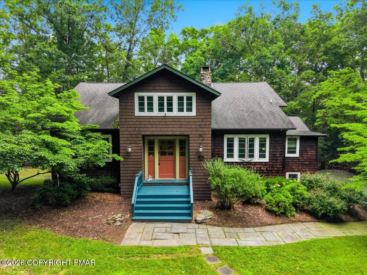 214 Goldenrod Lane - 214 Goldenrod Lane, Buck Hill Falls, PA 18323, Buck Hill Falls
