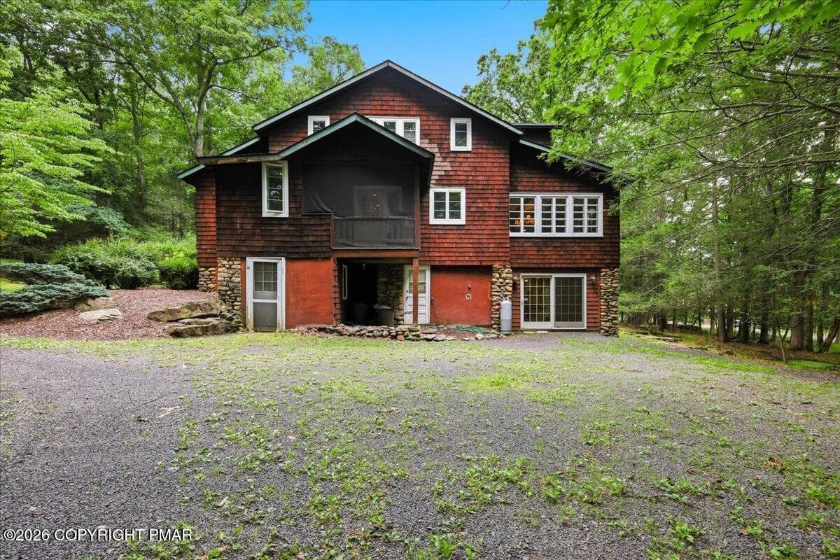 Side view - 214 Goldenrod Lane, Buck Hill Falls, PA 18323, Buck Hill Falls