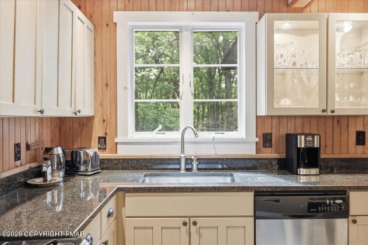 Kitchen - 214 Goldenrod Lane, Buck Hill Falls, PA 18323, Buck Hill Falls