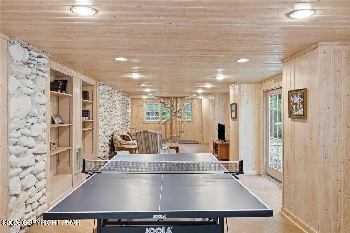 Family/recreation room - 214 Goldenrod Lane, Buck Hill Falls, PA 18323, Buck Hill Falls