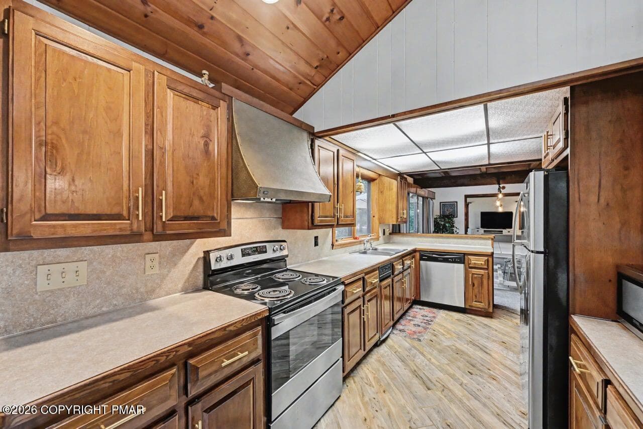 1177 Deer Trail Rd 31 Large - 1177 Deer Trail Road, Pocono Pines, PA 18350