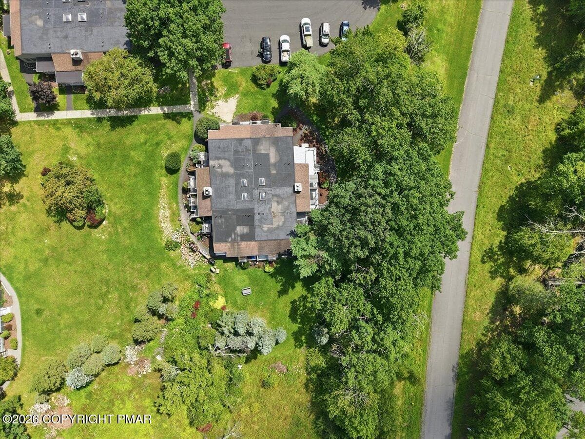 42-042_dji_fly_20260806_143712_0124_1786 - 105 Condor Drive unit 36, Tamiment, PA 18371, Tamiment