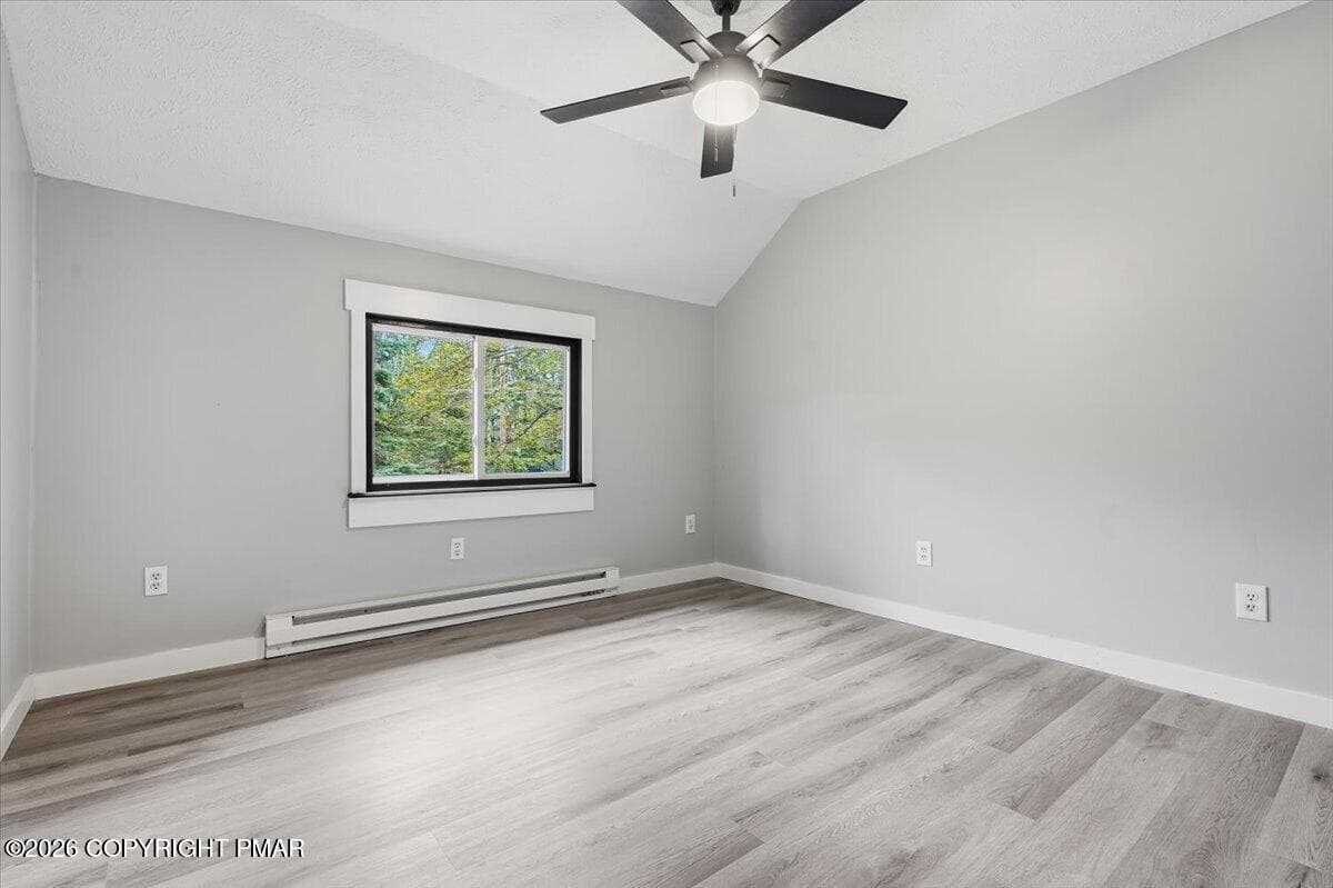 36-021_DSC00083 - 8482 Bumble Bee Way, Tobyhanna, PA 18466