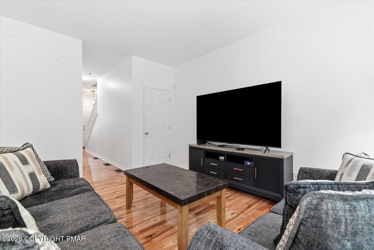 Living Room - 7 Oak Leaf Lane, East Stroudsburg, PA 18301, East Stroudsburg