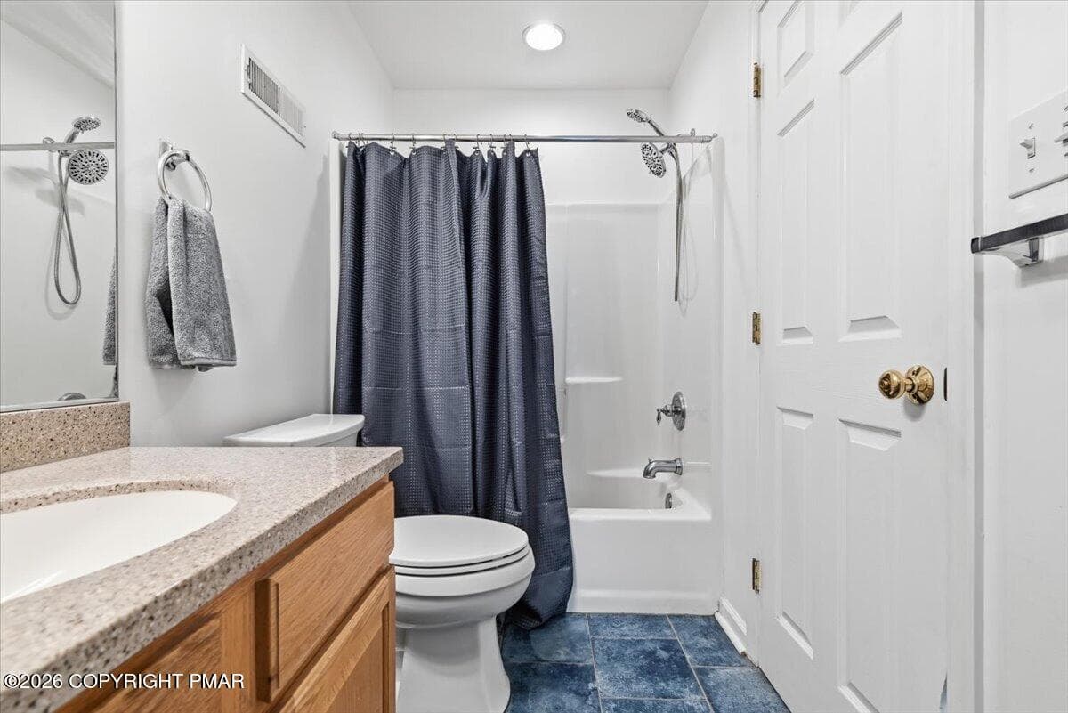 Bathroom 2 FULL - 7 Oak Leaf Lane, East Stroudsburg, PA 18301, East Stroudsburg