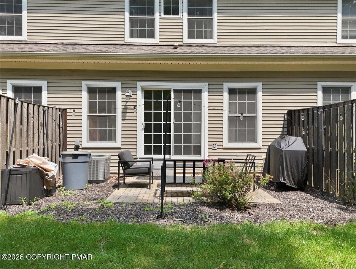 Rear Exterior/Patio - 7 Oak Leaf Lane, East Stroudsburg, PA 18301, East Stroudsburg