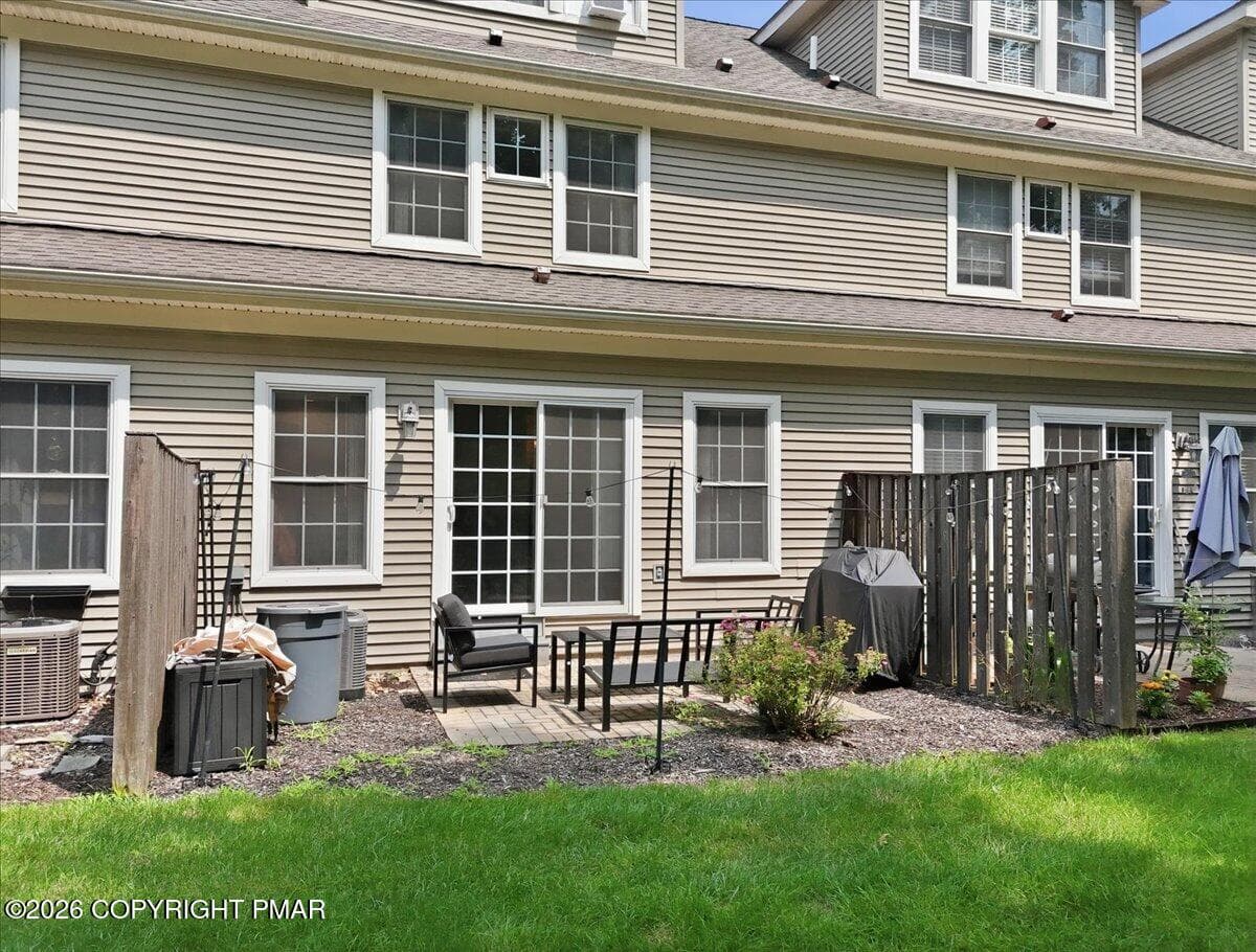 Rear Exterior/Patio - 7 Oak Leaf Lane, East Stroudsburg, PA 18301, East Stroudsburg