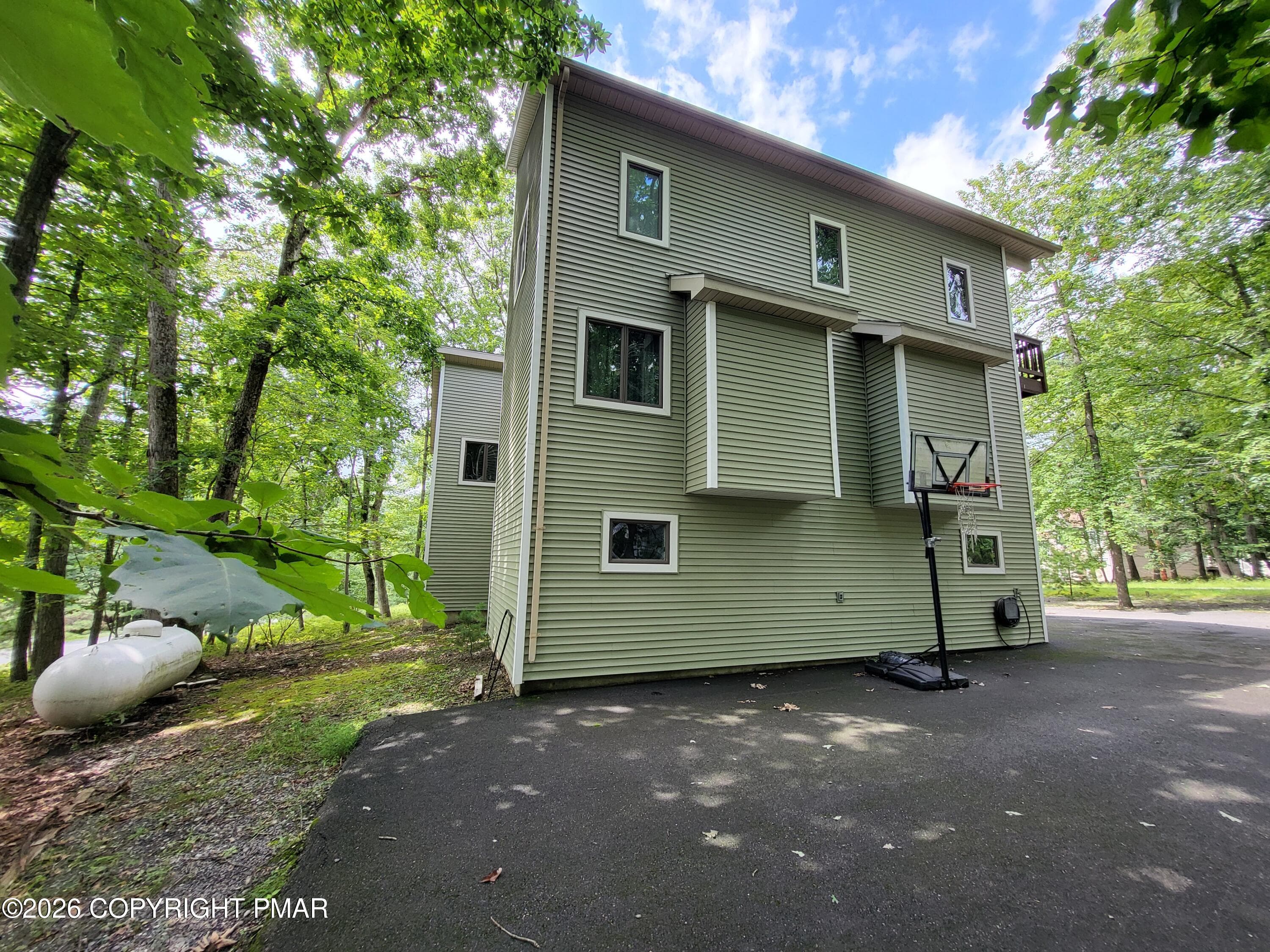 20260818_140251 - 3233 Windermere Drive, Bushkill, PA 18324, Bushkill