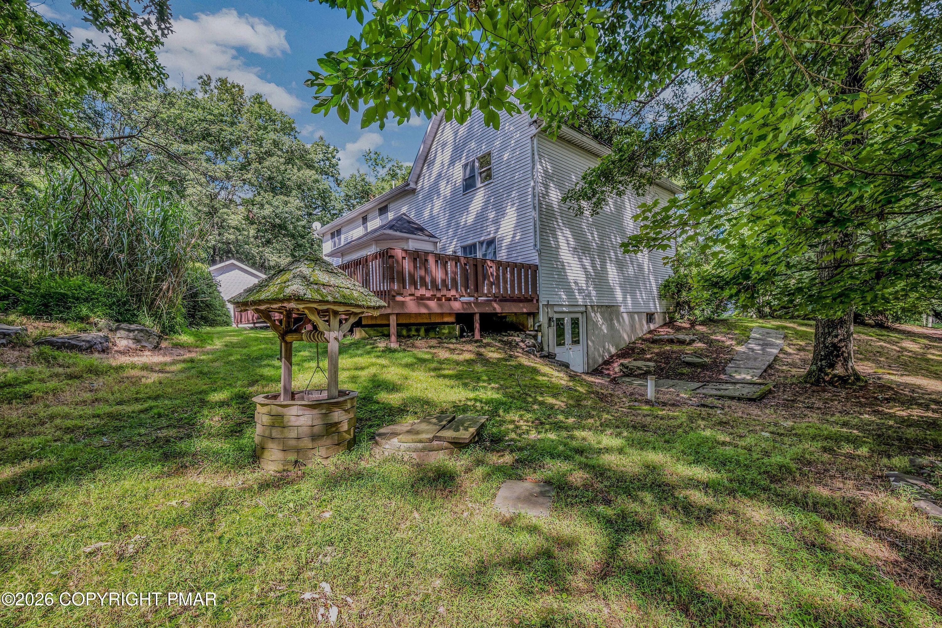 Side yard - 113 Ponder Lane, Scotrun, PA 18355, Scotrun