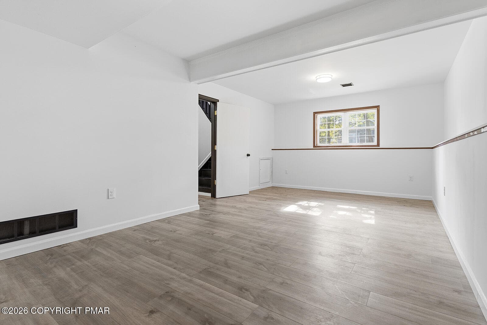 Family Room - 2081 Minqua Trail, Tobyhanna, PA 18466