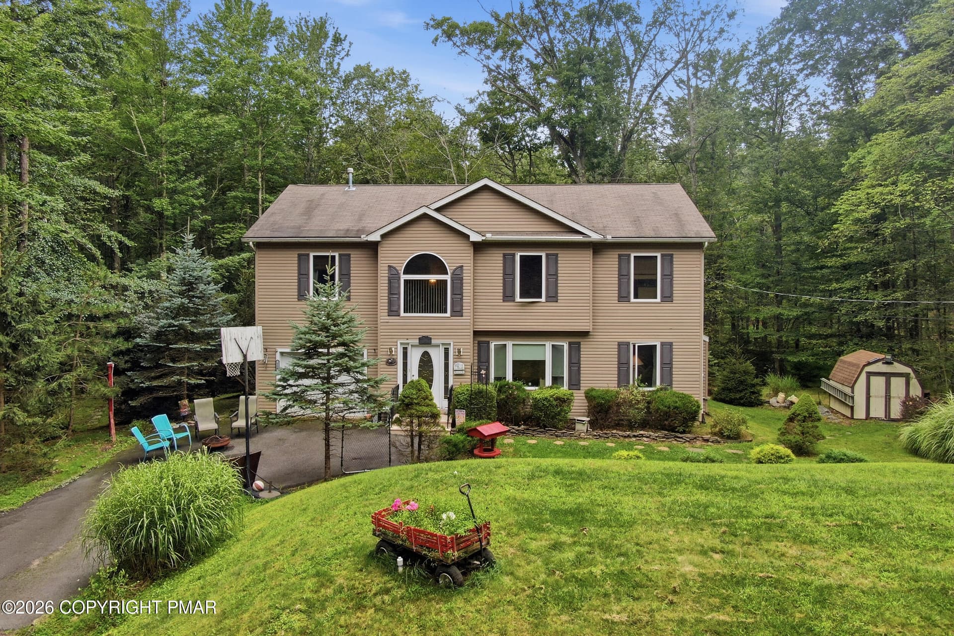 110 Aaron Drive, Pocono Lake, PA 18347