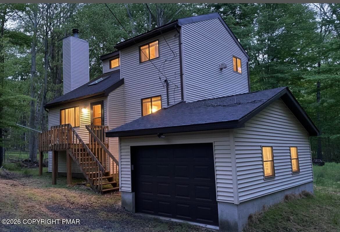 19 Livingston Lane, Gouldsboro, PA 18424