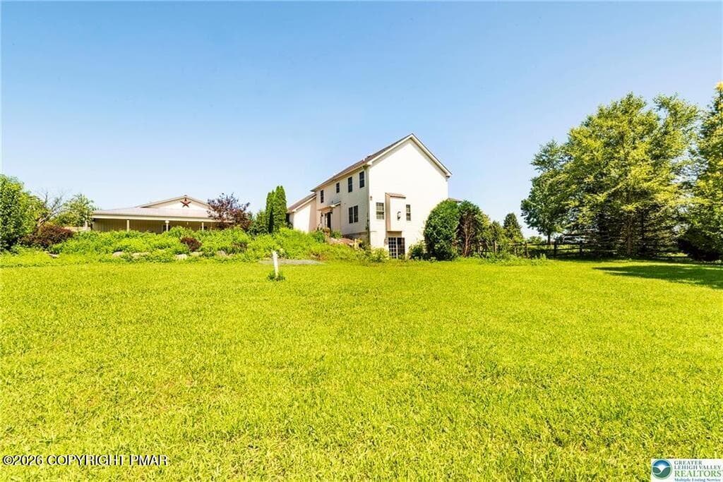 24 - 1603 Kings Court, Pen Argyl, PA 18072, Pen Argyl