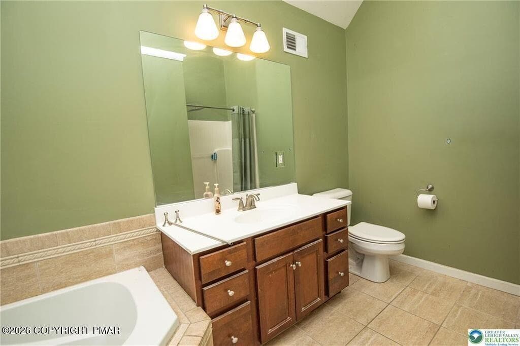 54 - 1603 Kings Court, Pen Argyl, PA 18072, Pen Argyl