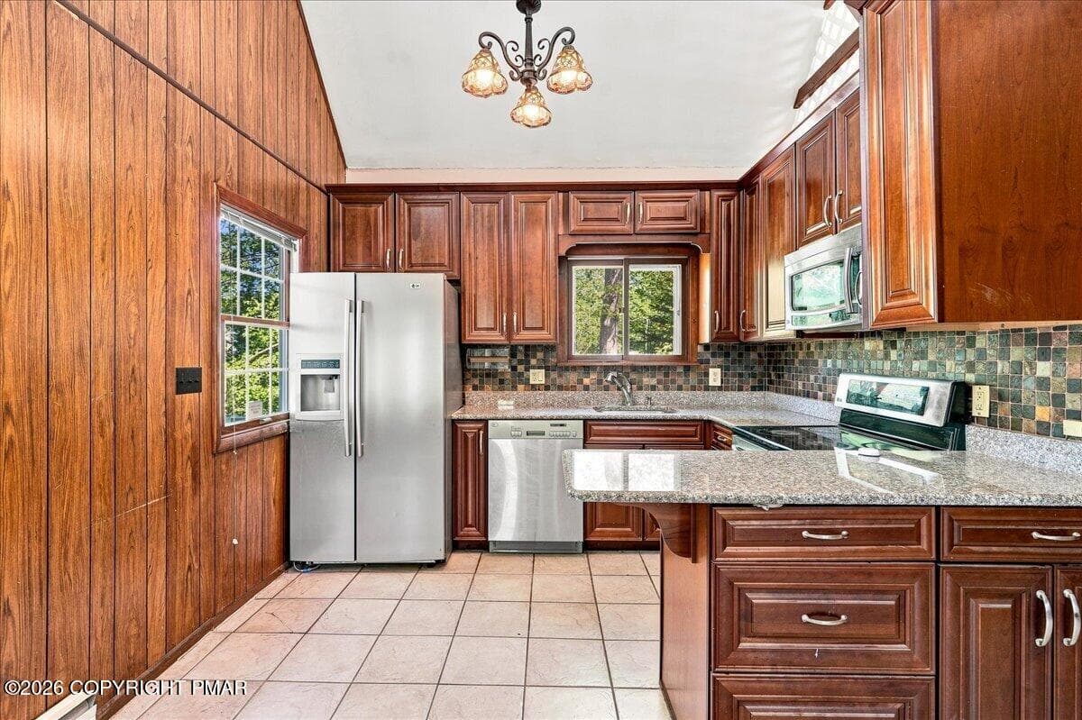 Kitchen View 2 - 6520 Runnymeade Lane, Tobyhanna, PA 18466