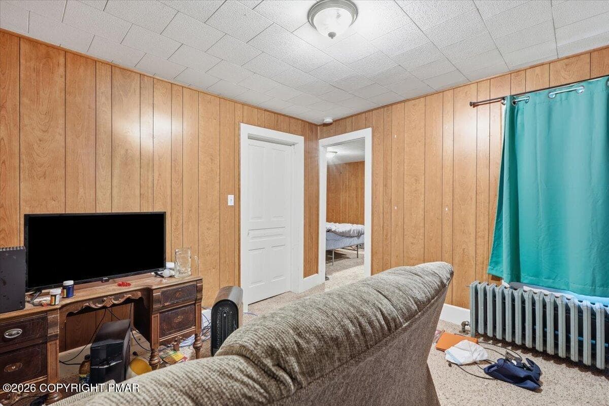 31-032_DSC00200_with_tv - 341 Fairview Street, Lehighton, PA 18235, Lehighton