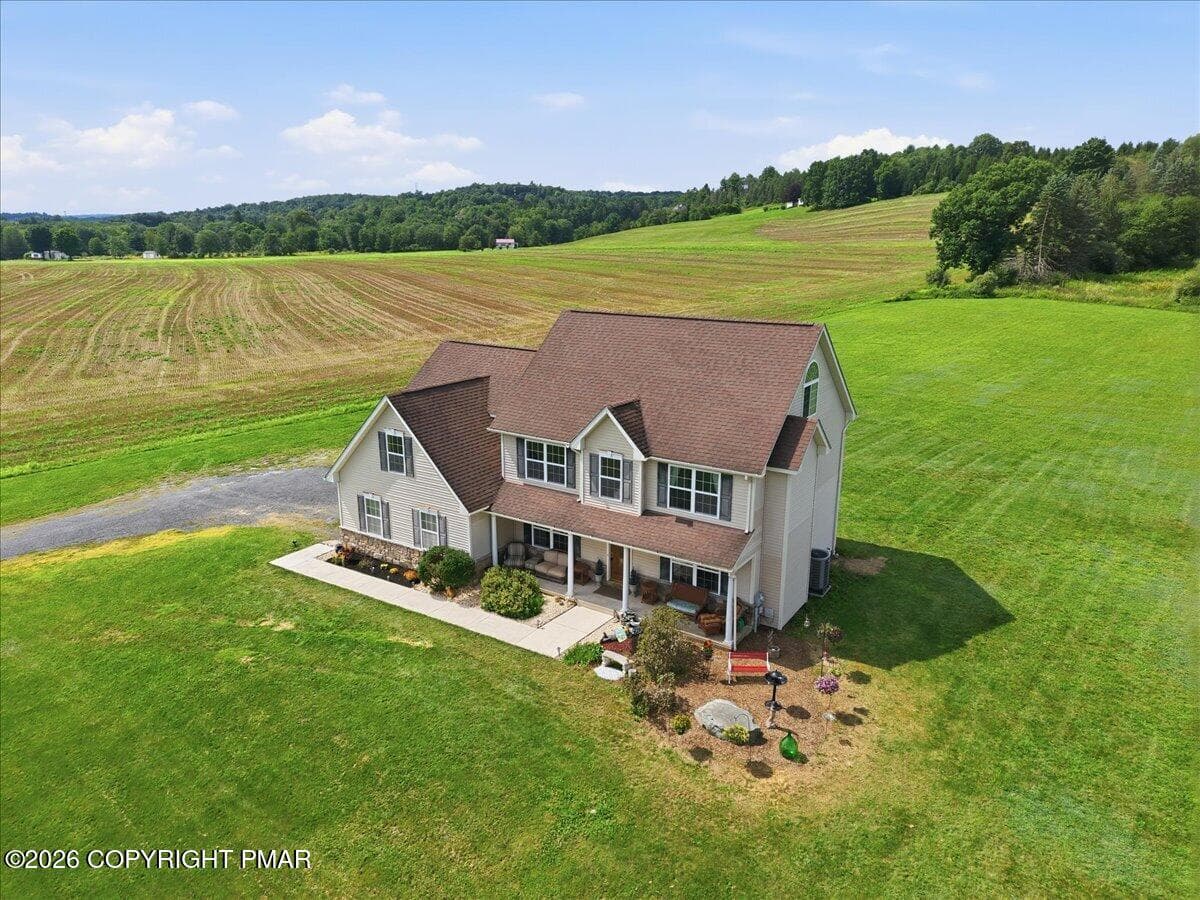 1 - 707 Gilbert Road, Gilbert, PA 18331