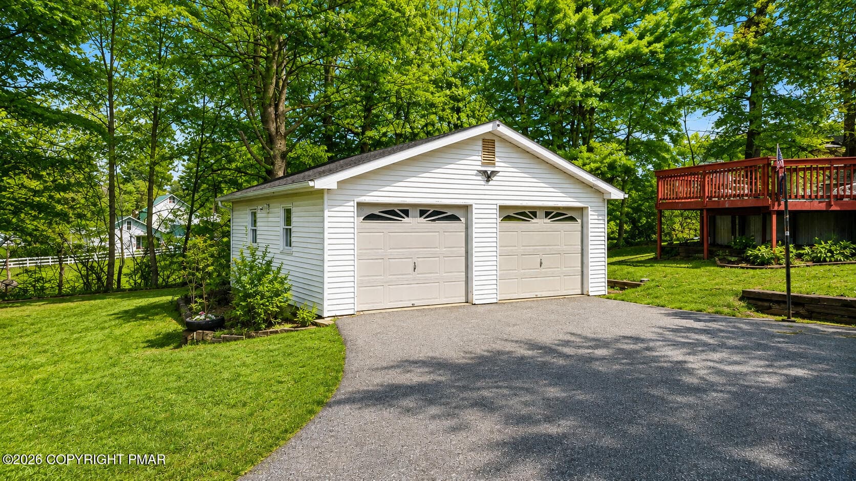 Garage - 1042 Neffs Laurys Road, Laurys Station, PA 18059, Laurys Station