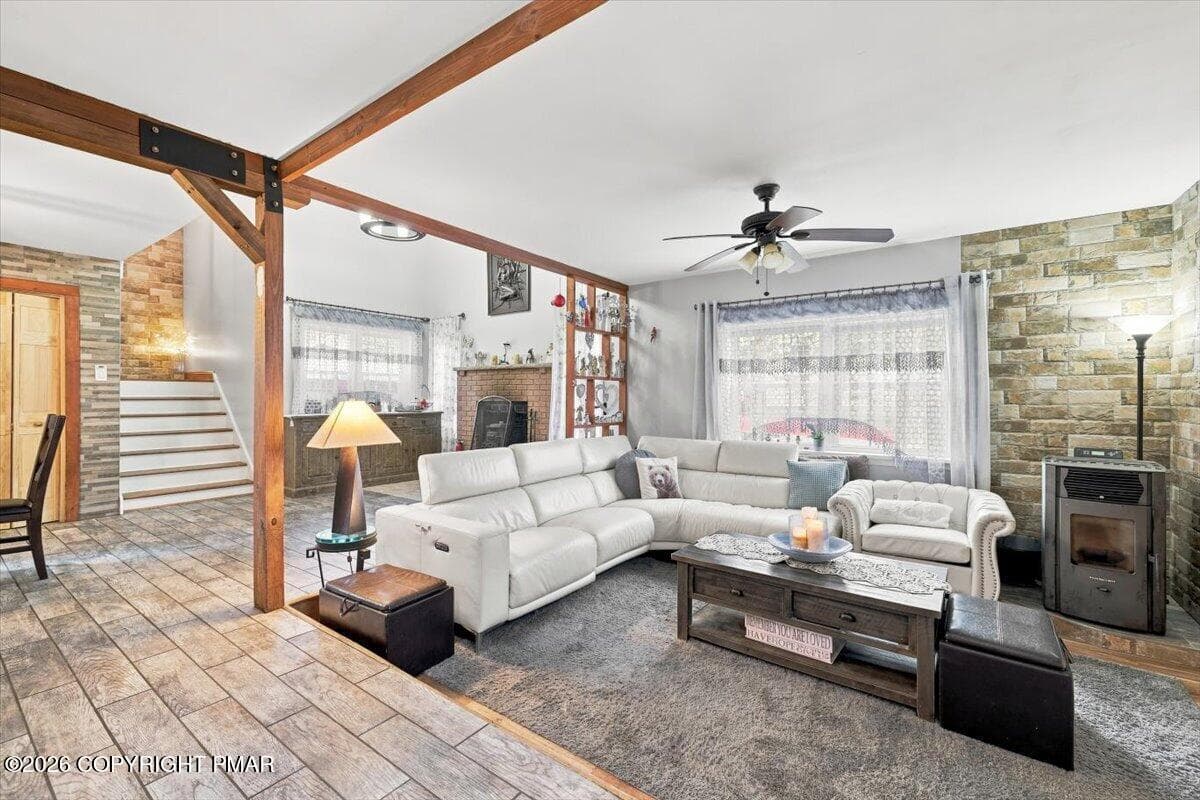 LIVING ROOM - 2385 Winding Way, Tobyhanna, PA 18466, Tobyhanna