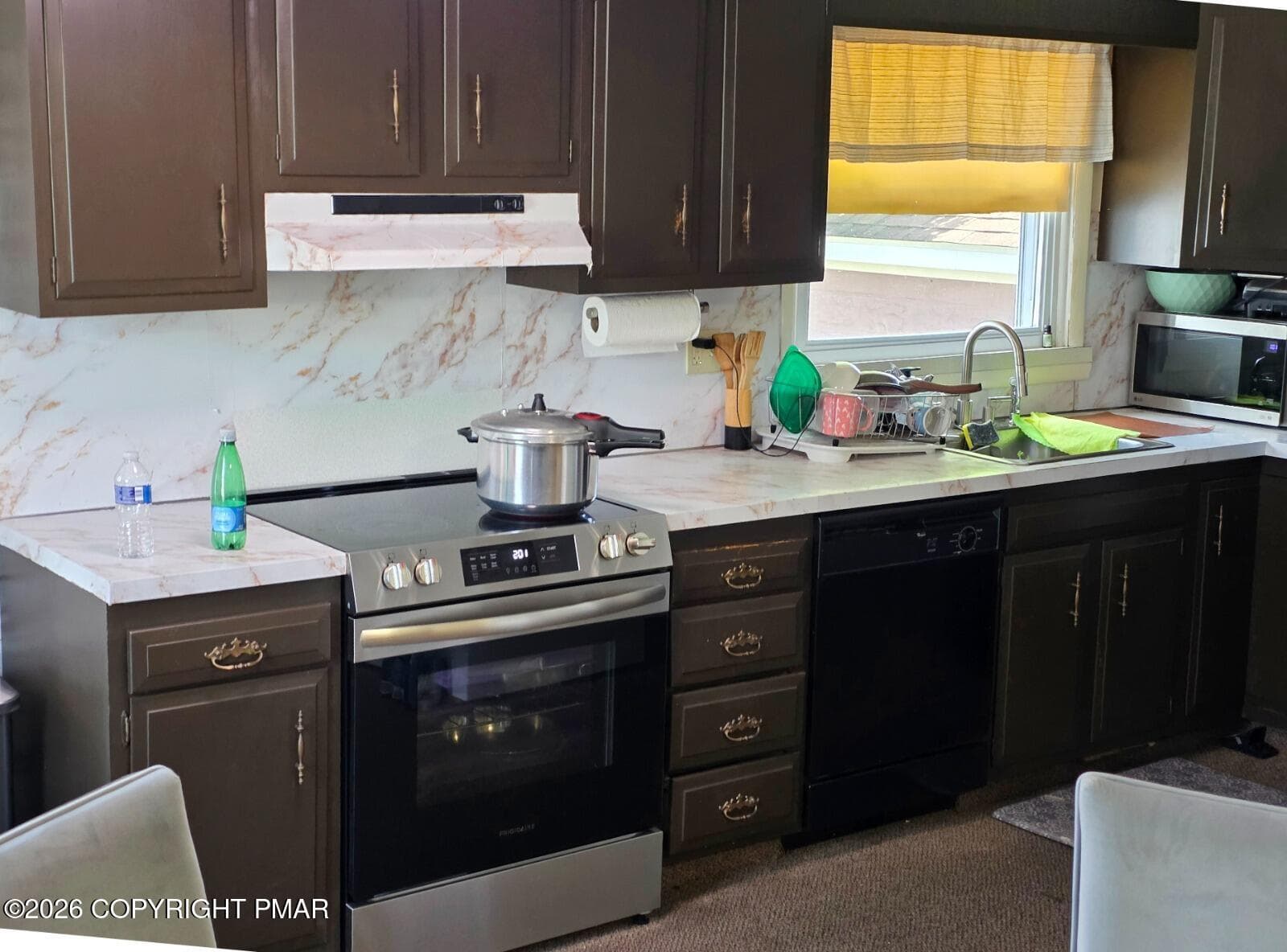 3e5b3a65-f66b-4a0e-a842-f2e847cbdb1a - 420 Park Street, Freeland, PA 18224, Freeland