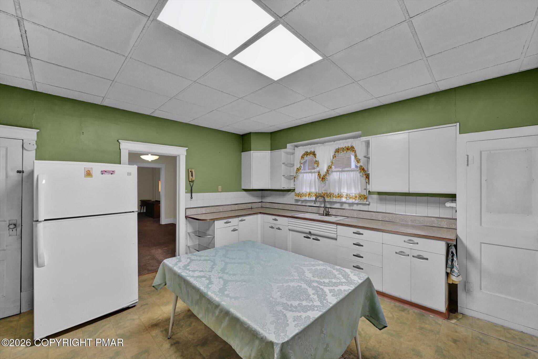 20-Kitchen - 221 N Mill Street, Saint Clair, PA 17970, Saint Clair