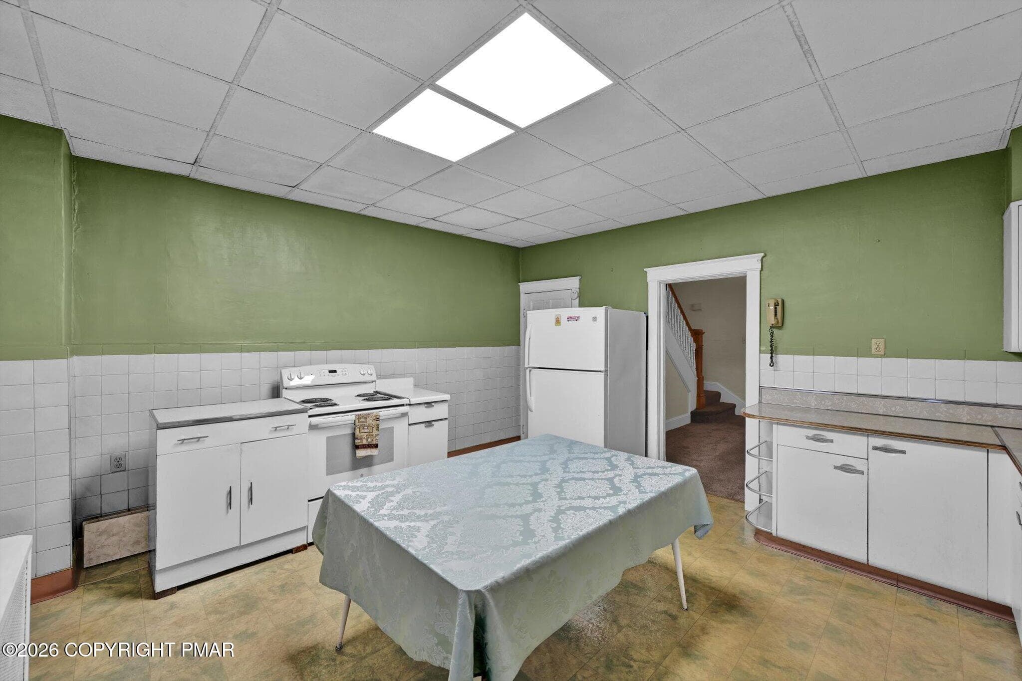 21-Kitchen - 221 N Mill Street, Saint Clair, PA 17970, Saint Clair