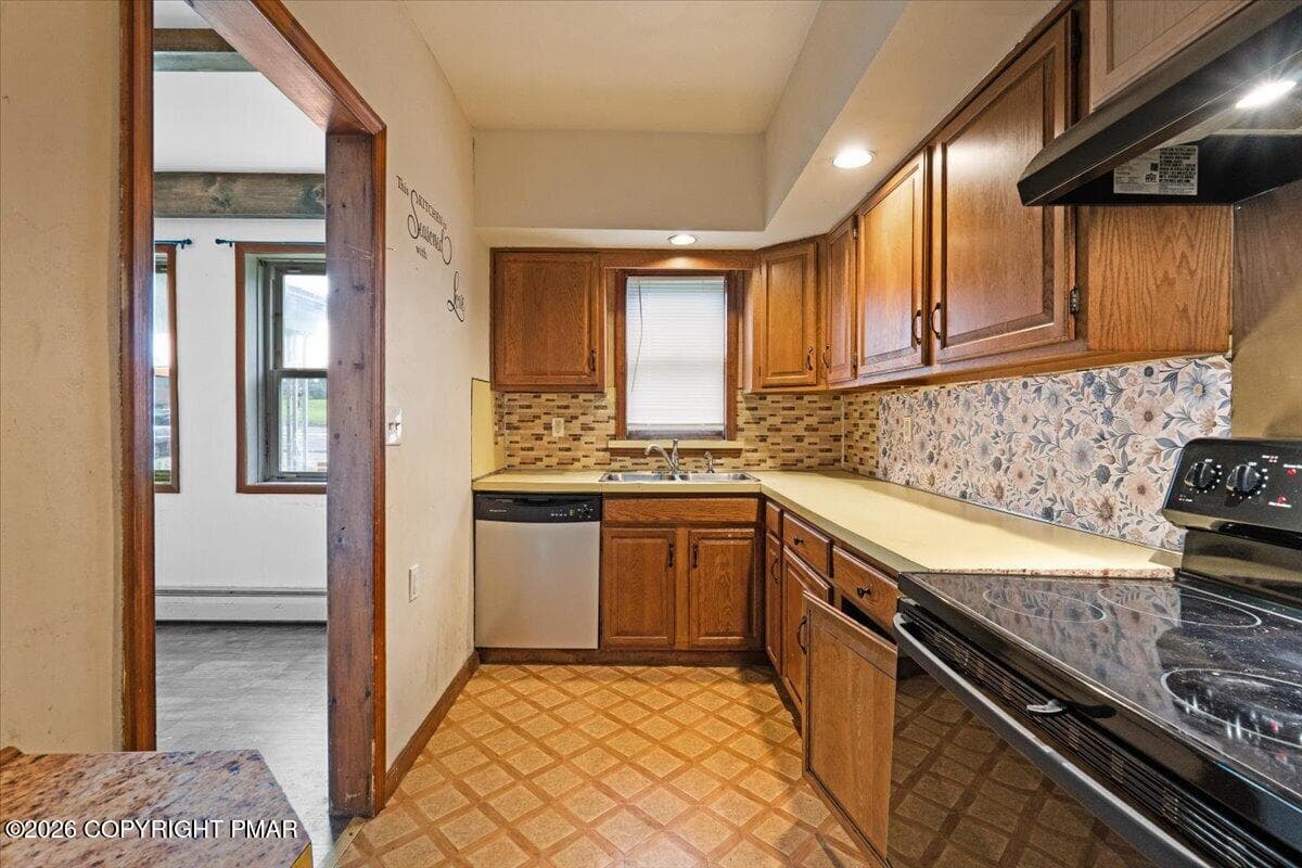 20-DSC07553 - 1165 Stefko Boulevard, Bethlehem, PA 18017, Bethlehem